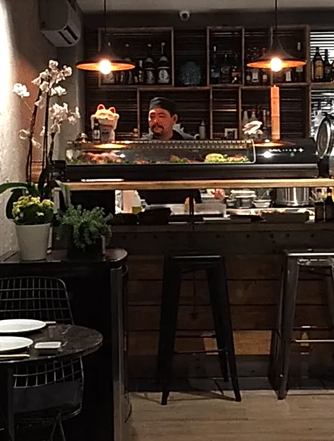 gurulogy-naomi-sushi-bar